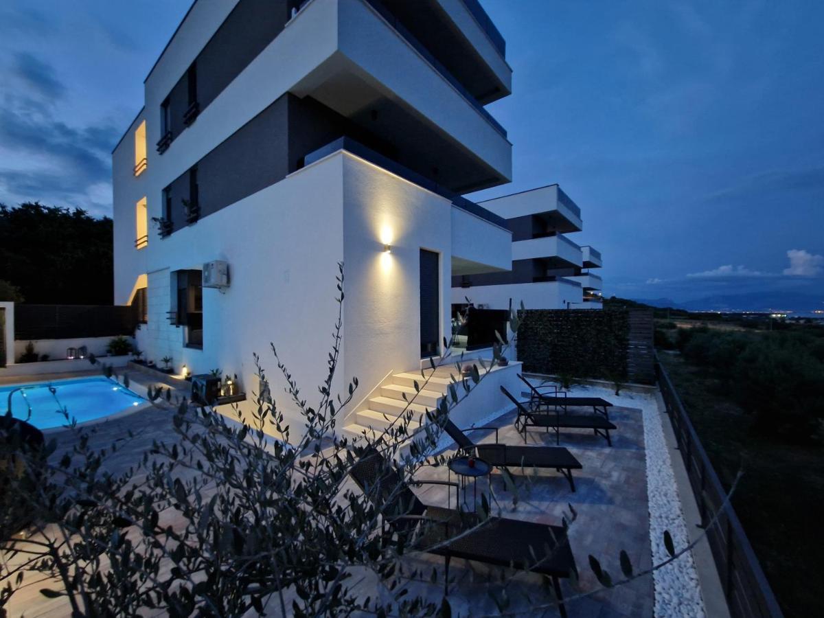 Apartman Marcelina 1 With Private Pool Trogir Luaran gambar
