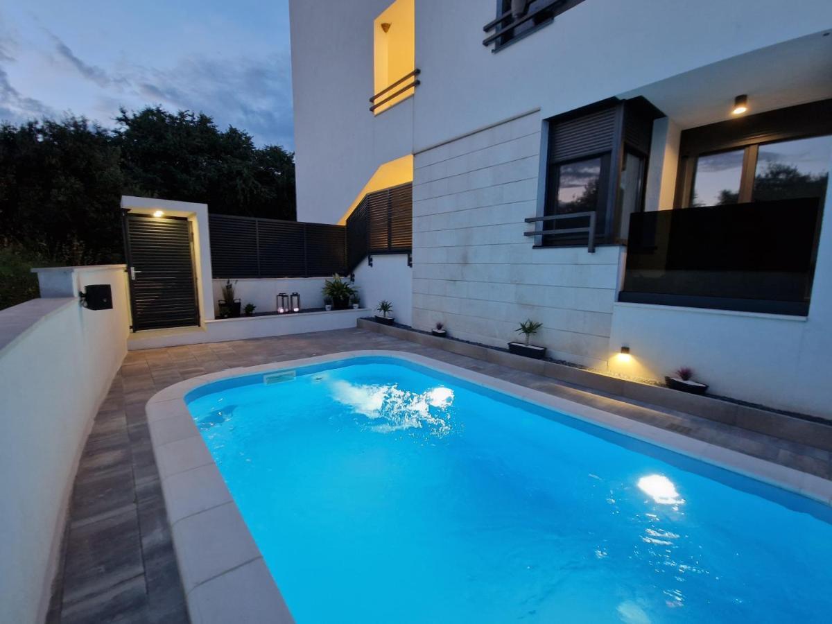 Apartman Marcelina 1 With Private Pool Trogir Luaran gambar